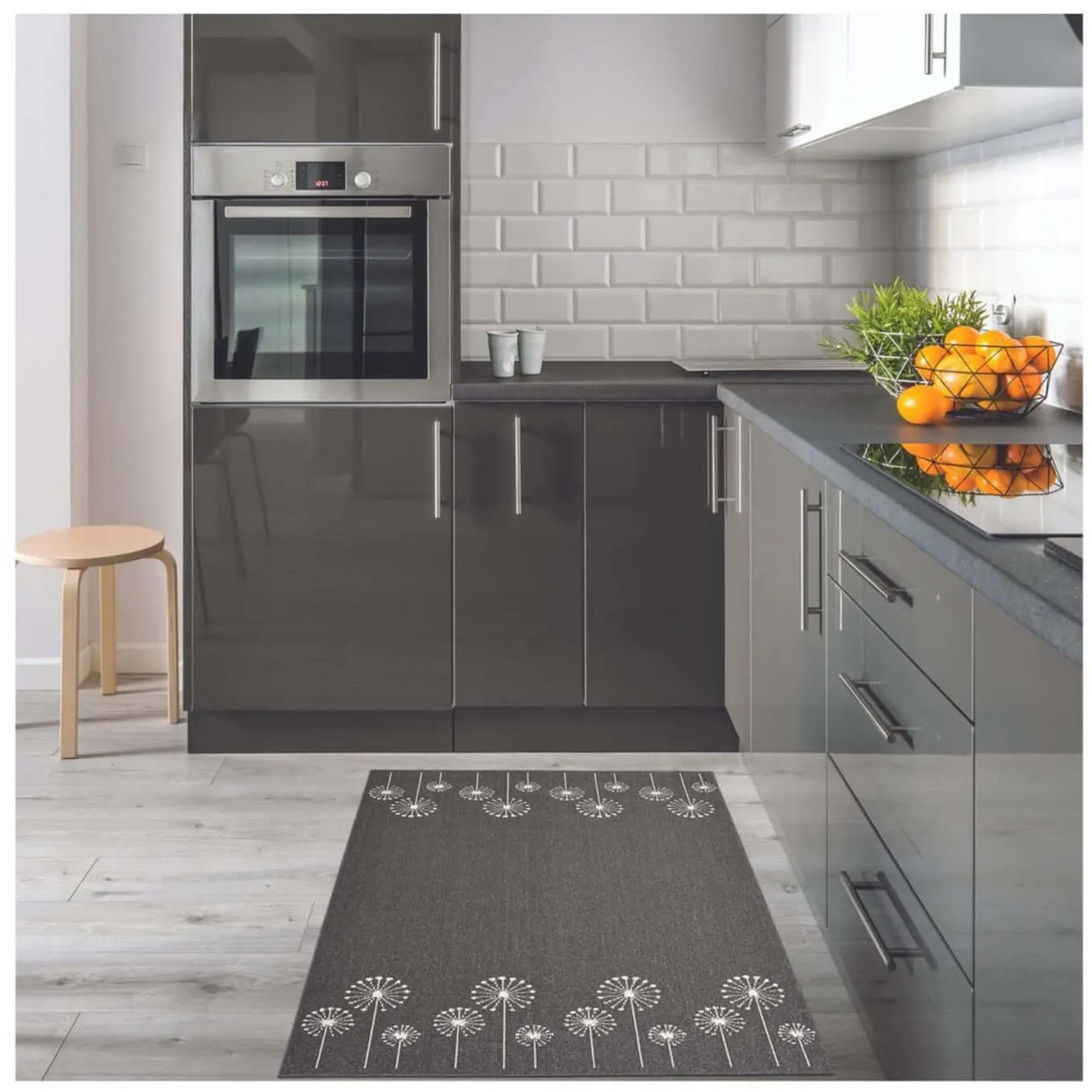 Geneva Lead Sugar Flower Washable Rug & Runner