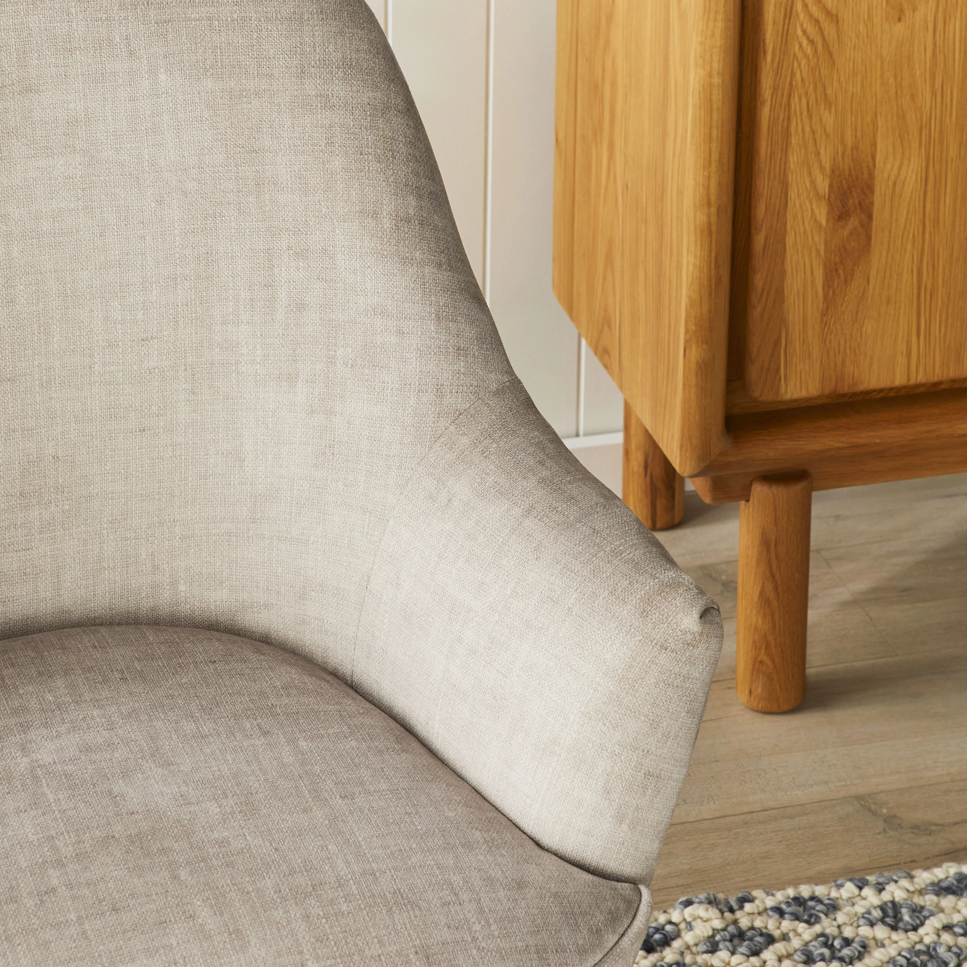 Jive Occasional Chair Aura Pecan