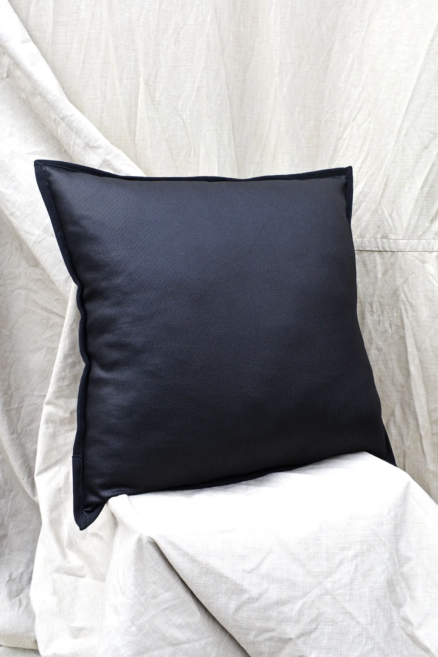 SQUARE APPLIQUE CUSHION - ONYX SLATE